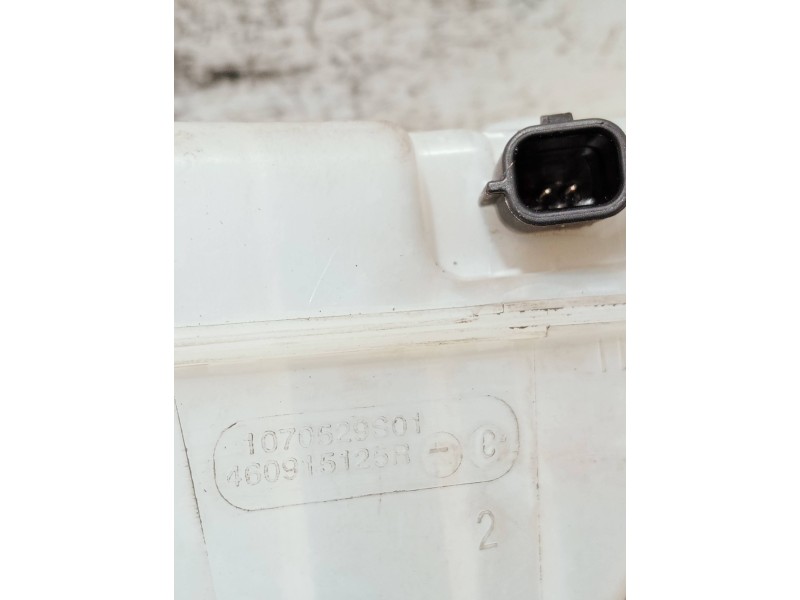 Recambio de bomba freno para dacia sandero referencia OEM IAM 460915125R 1070529S01 