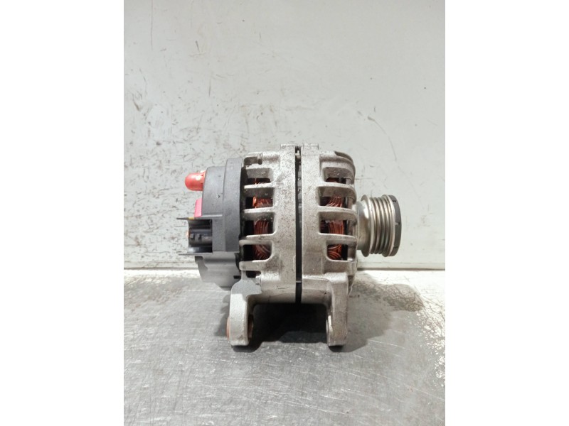 Recambio de alternador para dacia sandero referencia OEM IAM 231007582R 2710910A NRG9S017