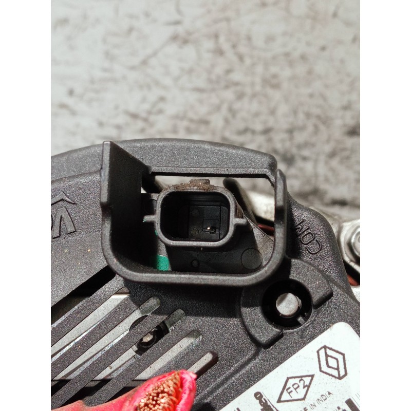 Recambio de alternador para dacia sandero referencia OEM IAM 231007582R 2710910A NRG9S017