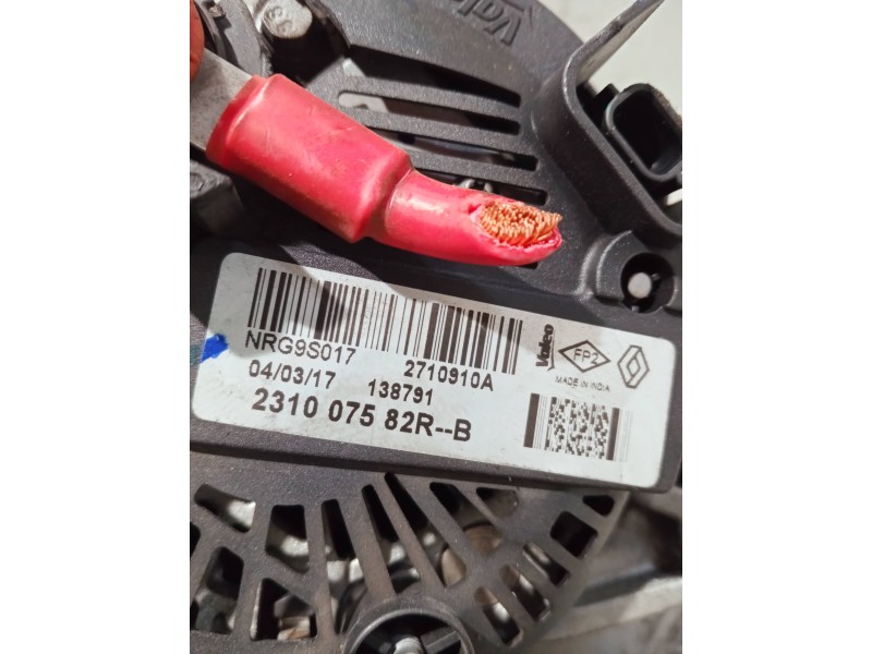 Recambio de alternador para dacia sandero referencia OEM IAM 231007582R 2710910A NRG9S017