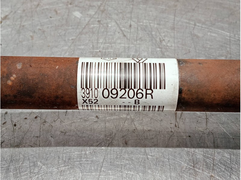 Recambio de transmision delantera derecha para dacia sandero referencia OEM IAM 391009206R  