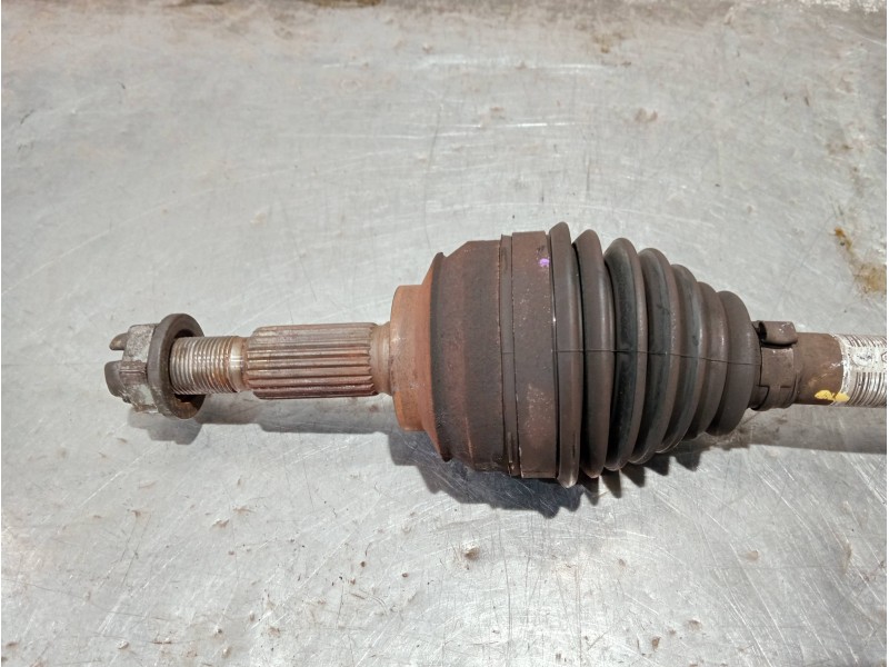 Recambio de transmision delantera izquierda para dacia sandero referencia OEM IAM 391012636R  