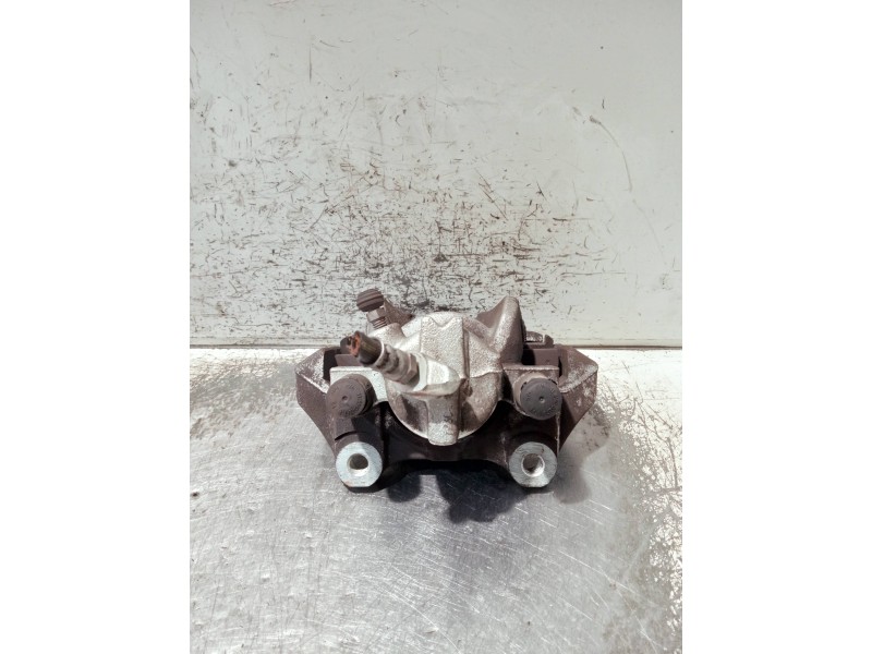Recambio de pinza freno delantera izquierda para dacia sandero referencia OEM IAM 410001154R  