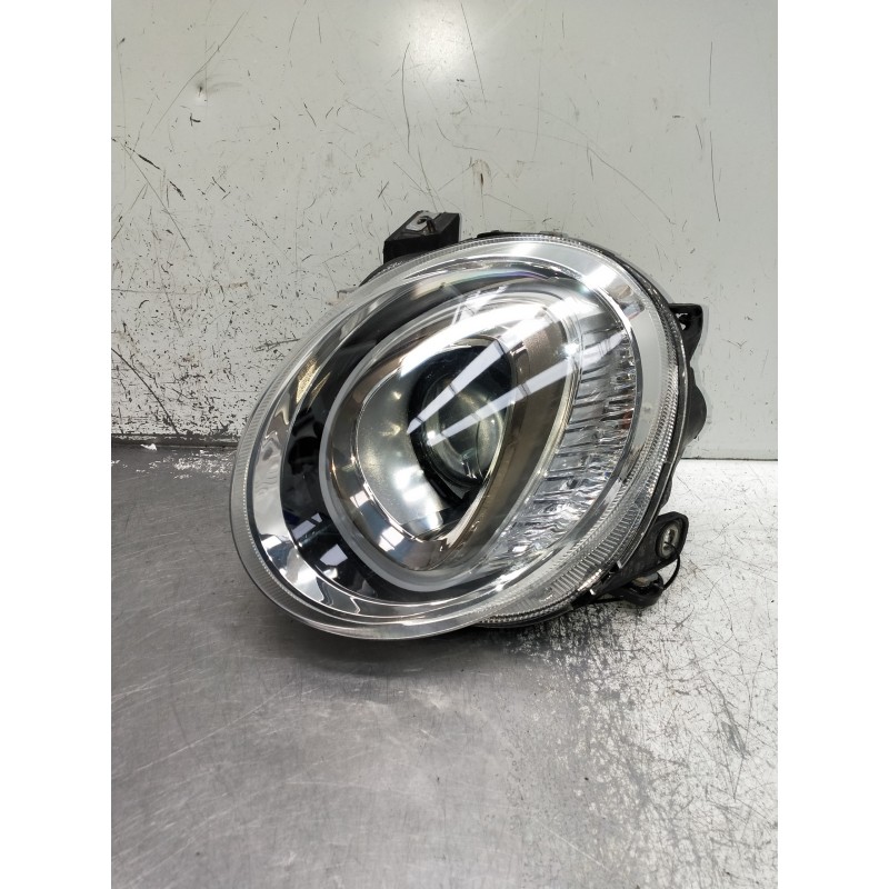 Recambio de faro derecho para fiat 500 312 1.0 hybrid referencia OEM IAM 81538002  