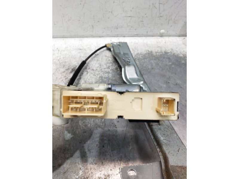 Recambio de elevalunas delantero derecho para citroen c4 berlina referencia OEM IAM 9681574880  5P