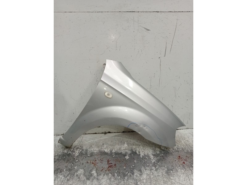 Recambio de aleta delantera derecha para chevrolet aveo referencia OEM IAM   