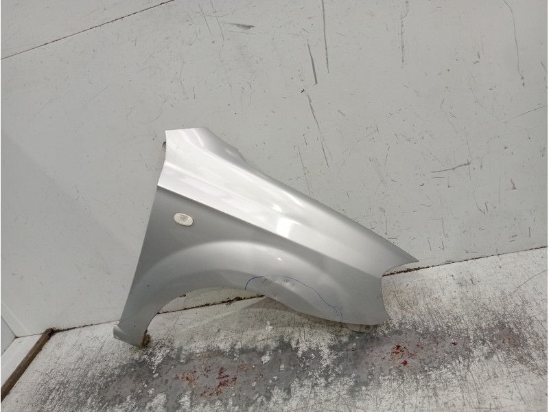 Recambio de aleta delantera derecha para chevrolet aveo referencia OEM IAM   