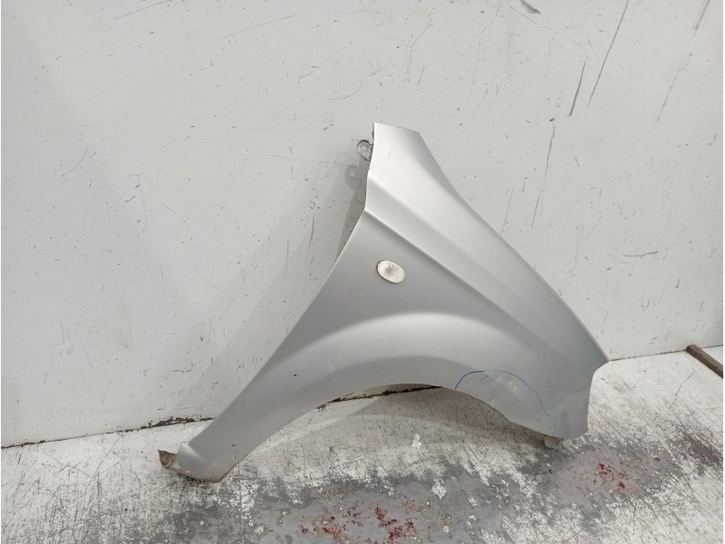 Recambio de aleta delantera derecha para chevrolet aveo referencia OEM IAM   