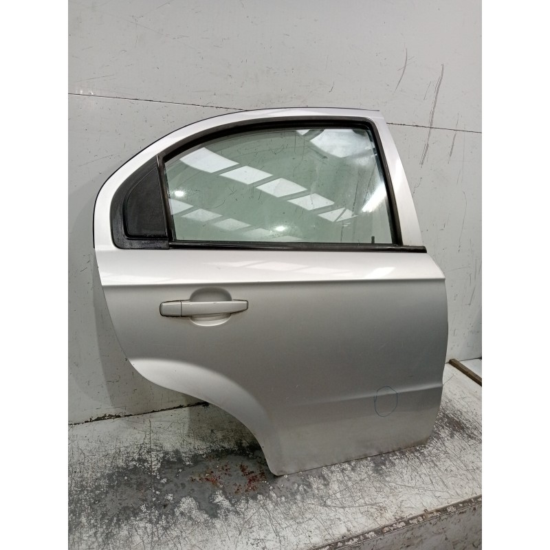 Recambio de puerta trasera derecha para chevrolet aveo referencia OEM IAM  VER FOTOS 5P