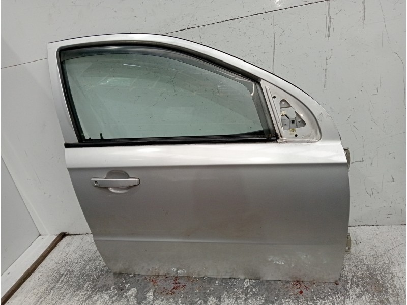 Recambio de puerta delantera derecha para chevrolet aveo referencia OEM IAM   5P