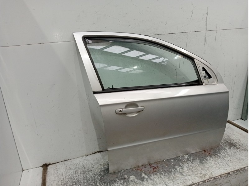Recambio de puerta delantera derecha para chevrolet aveo referencia OEM IAM   5P