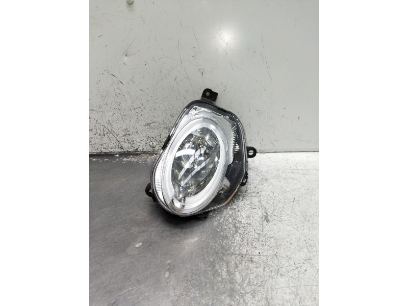 Recambio de faro izquierdo para fiat 500 312 1.0 hybrid referencia OEM IAM   