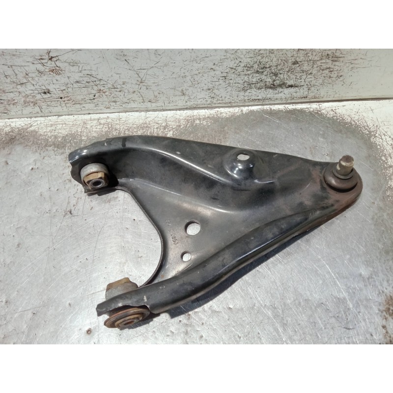 Recambio de brazo suspension inferior delantero izquierdo para dacia sandero referencia OEM IAM 545017081R  