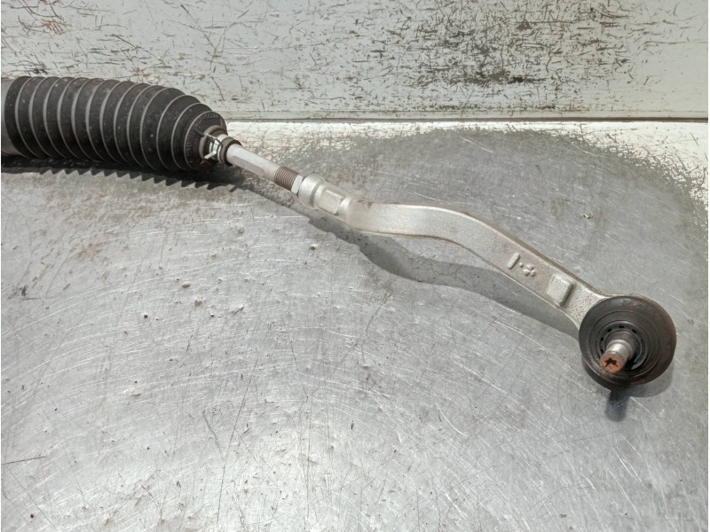 Recambio de cremallera direccion para dacia sandero referencia OEM IAM 490014306R 6820000 