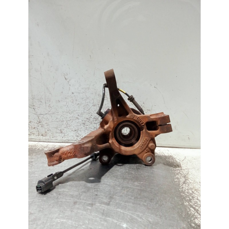 Recambio de mangueta delantera derecha para dacia sandero referencia OEM IAM   