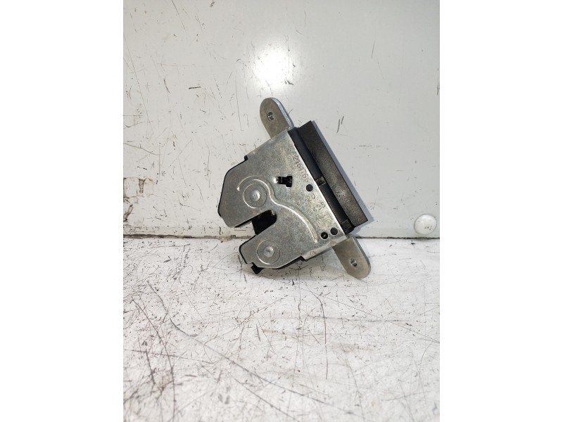 Recambio de motor cierre centralizado porton para fiat 500 312 1.0 hybrid referencia OEM IAM 2161766  