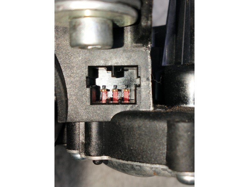 Recambio de motor limpia trasero para fiat 500 312 1.0 hybrid referencia OEM IAM MS2596001371  