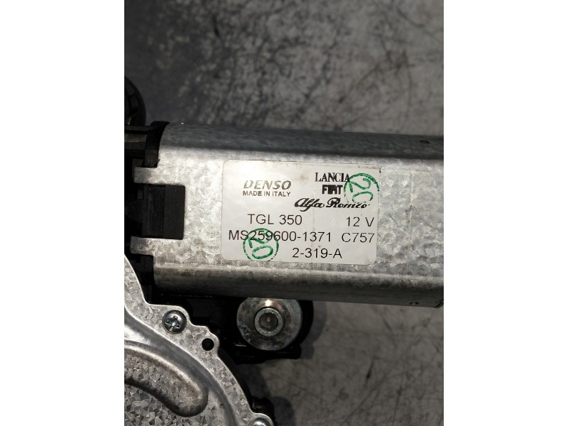 Recambio de motor limpia trasero para fiat 500 312 1.0 hybrid referencia OEM IAM MS2596001371  