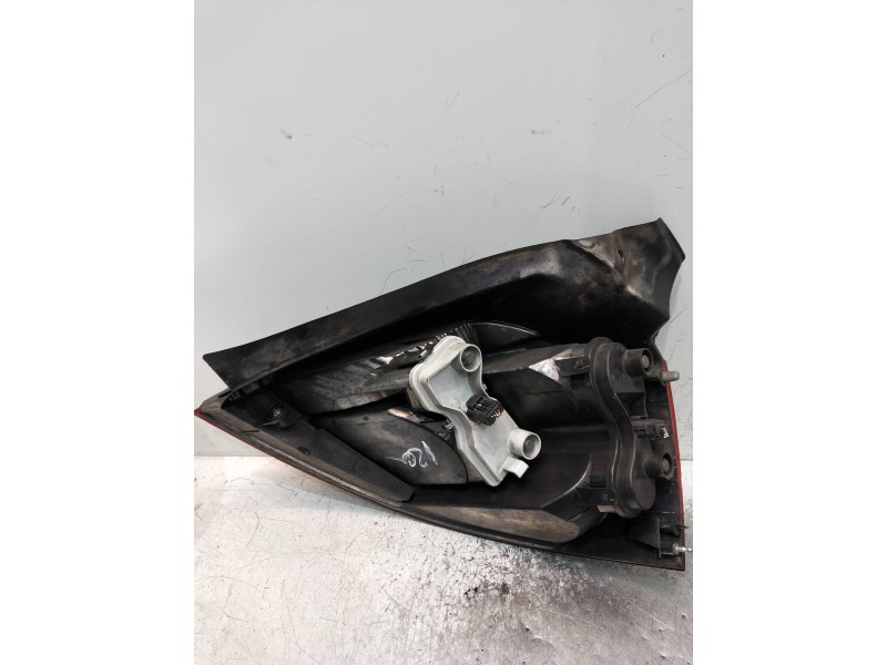 Recambio de piloto trasero izquierdo para renault megane ii berlina 5p referencia OEM IAM   