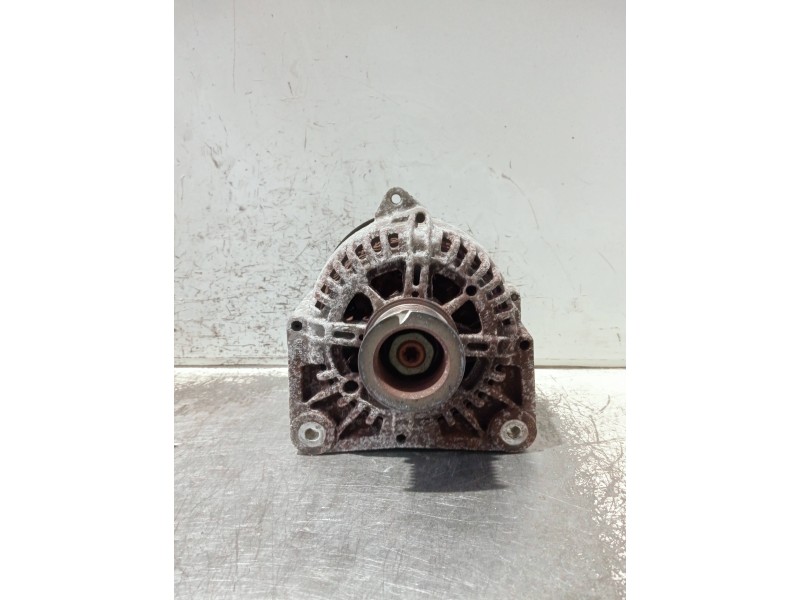 Recambio de alternador para renault megane ii familiar referencia OEM IAM 8200290215 2542818D TG11C022