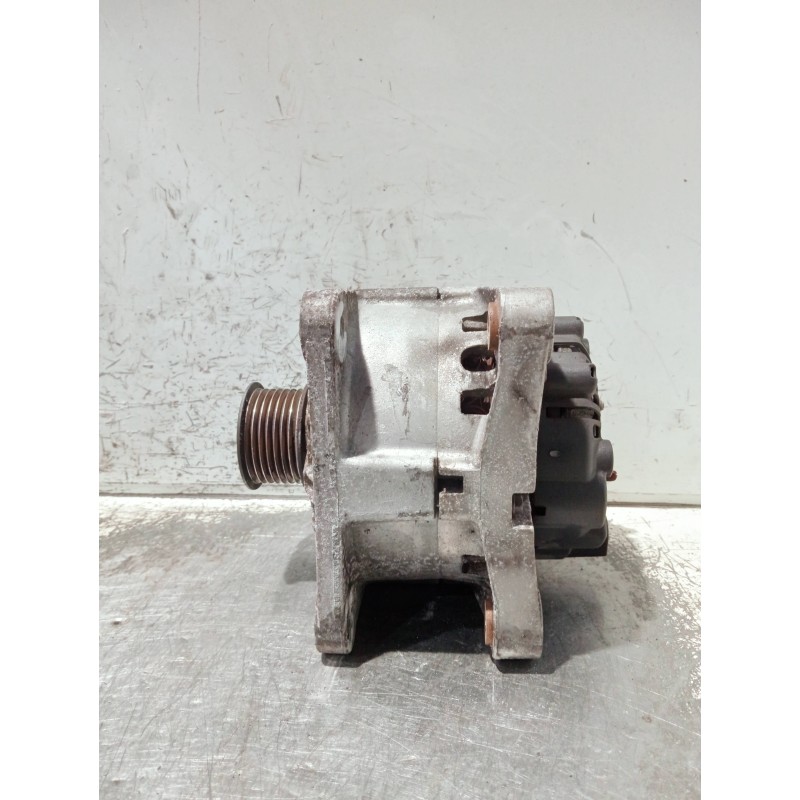 Recambio de alternador para renault megane ii familiar referencia OEM IAM 8200290215 2542818D TG11C022