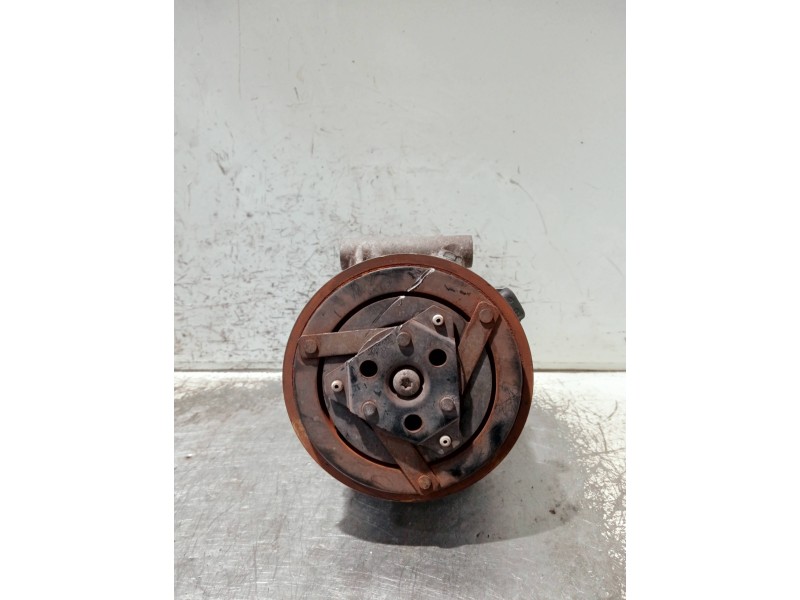 Recambio de compresor aire acondicionado para renault megane ii familiar referencia OEM IAM 8200309193  