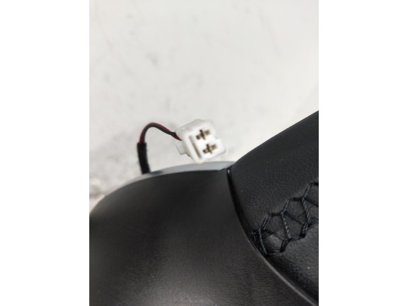 Recambio de volante para fiat 500 312 1.0 hybrid referencia OEM IAM 562231100071 735712562 