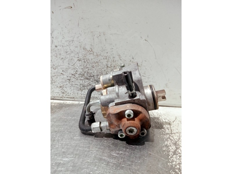 Recambio de bomba inyeccion para mazda 3 lim. (bl) referencia OEM IAM R2AA13800 2940000620 DENSO