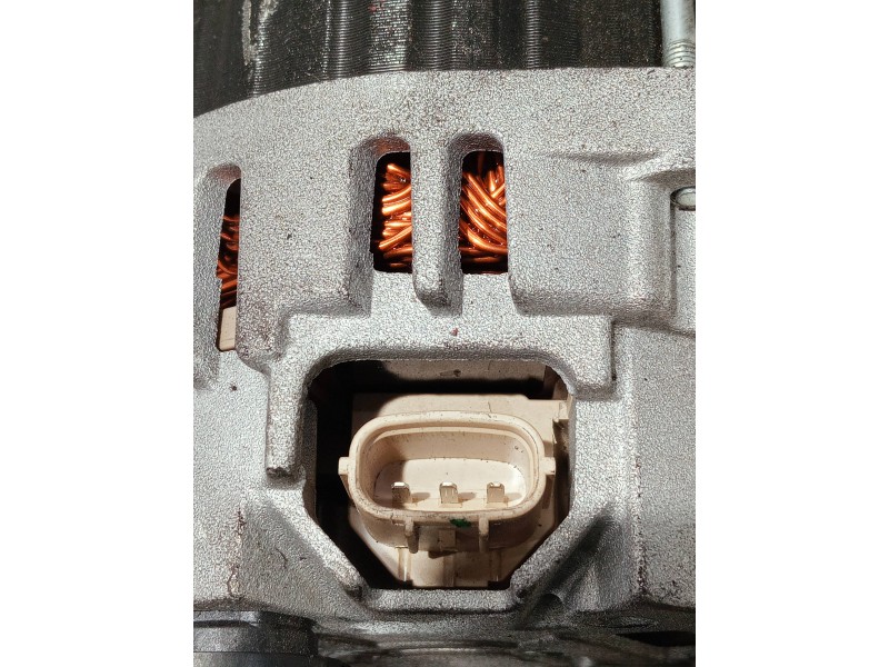 Recambio de alternador para mazda 3 lim. (bl) referencia OEM IAM   