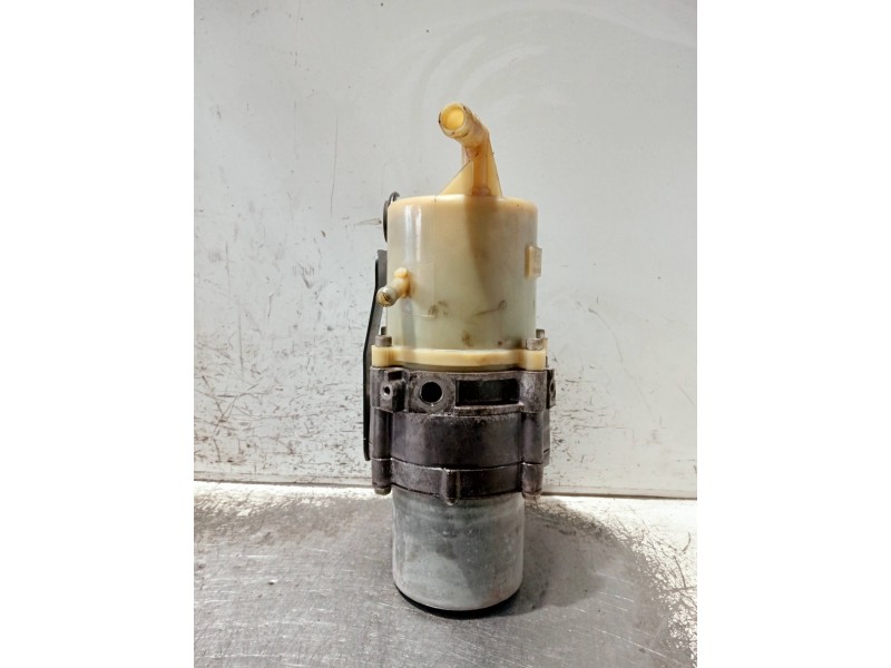 Recambio de bomba direccion para mazda 3 lim. (bl) referencia OEM IAM BBM4JJ301000237A Q3T50982 