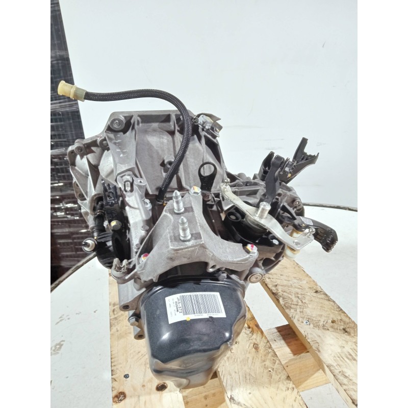Recambio de caja cambios para dacia sandero referencia OEM IAM JH3372 5025016 5V