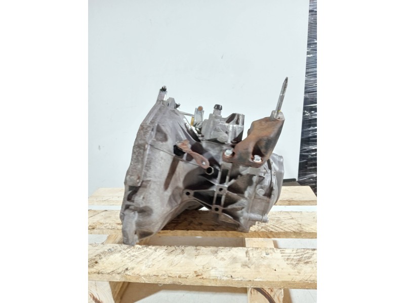 Recambio de caja cambios para chevrolet aveo referencia OEM IAM 5Q 000193 B 8W3944 5V