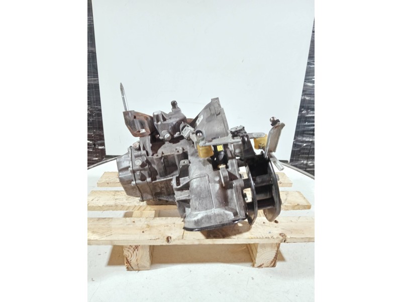 Recambio de caja cambios para chevrolet aveo referencia OEM IAM 5Q 000193 B 8W3944 5V