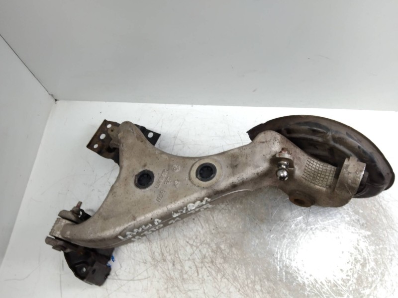 Recambio de mangueta trasera izquierda para lancia lybra berlina 1.9 jtd cat referencia OEM IAM   