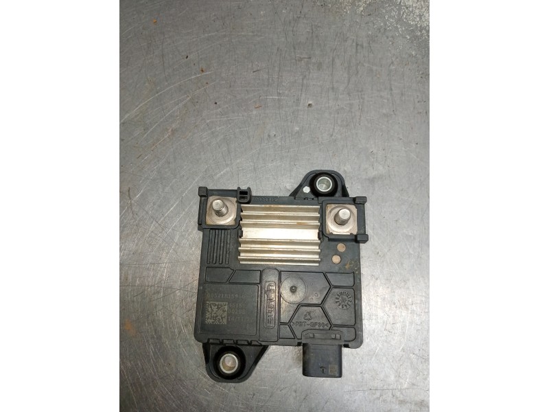 Recambio de modulo electronico para fiat 500 312 1.0 hybrid referencia OEM IAM 00521815960 4615900298 