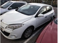 renault megane iii berlina 5 p del año 2009