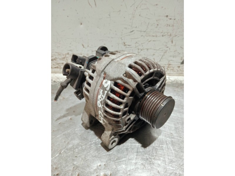 Recambio de alternador para peugeot 307 break / sw (s1) referencia OEM IAM 9646321880 0124525035 150A