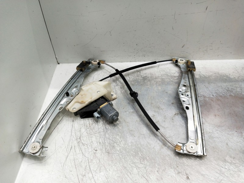 Recambio de elevalunas delantero izquierdo para citroen c4 cactus referencia OEM IAM 9674252380 0130822571 5P