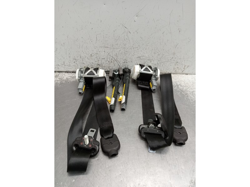 Recambio de kit airbag para fiat 500 312 1.0 hybrid referencia OEM IAM 61924331H  VER FOTOS