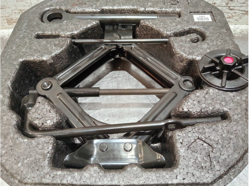 Recambio de gato para hyundai kona n os referencia OEM IAM   