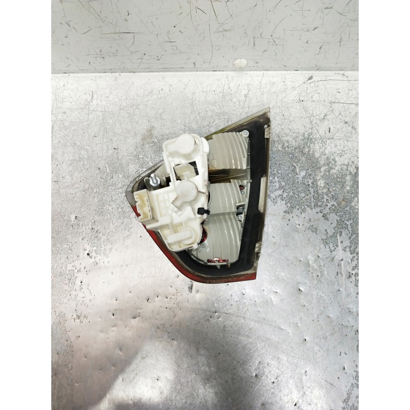 Recambio de piloto trasero izquierdo interior para bmw serie 3 berlina (e90) referencia OEM IAM 6937459  