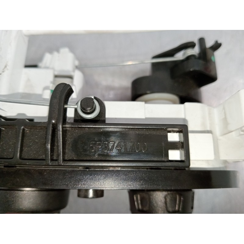 Recambio de mando calefaccion / aire acondicionado para dacia sandero referencia OEM IAM 5P3741700 5S4741000 