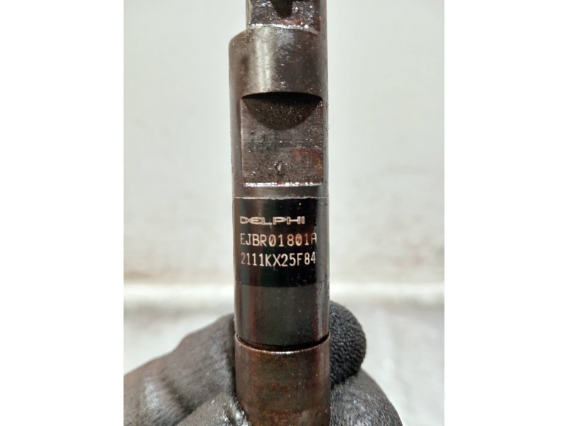 Recambio de inyector para renault scenic ii confort dynamique referencia OEM IAM 8200365186 8200049873 