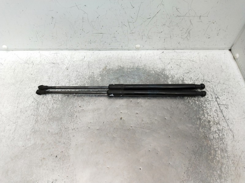 Recambio de amortiguadores maletero / porton para smart forfour referencia OEM IAM A4539800164 904514114R 8668610450N