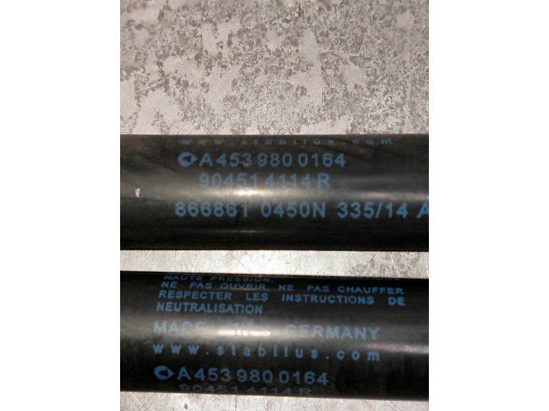 Recambio de amortiguadores maletero / porton para smart forfour referencia OEM IAM A4539800164 904514114R 8668610450N