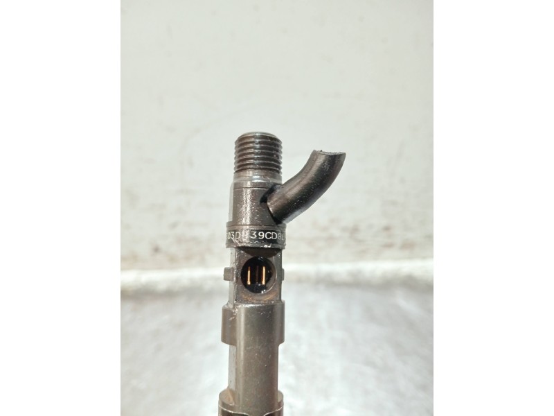 Recambio de inyector para renault scenic ii referencia OEM IAM 8200365186 8200049873 1.5DCI