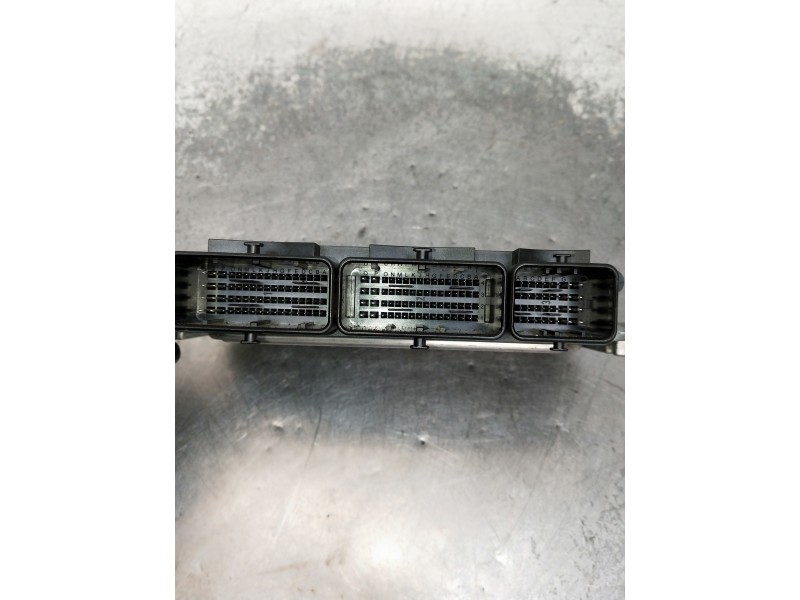 Recambio de centralita motor uce para smart forfour referencia OEM IAM 0261S12525 237105748R 237106237R