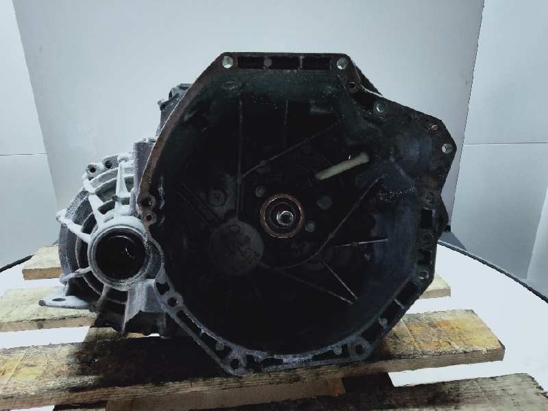 Recambio de caja cambios para renault megane iii berlina 5 p bose edition referencia OEM IAM ND4011 A032197 