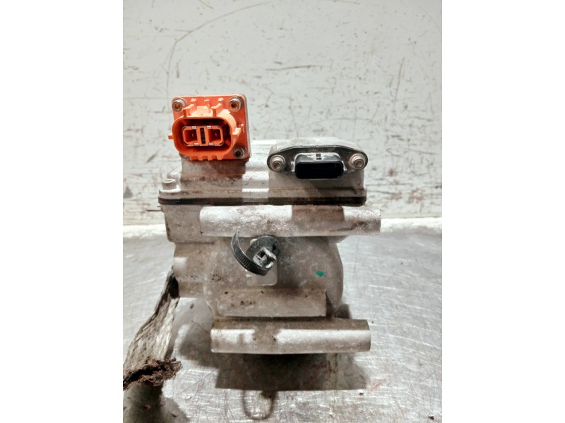 Recambio de compresor aire acondicionado para dacia spring referencia OEM IAM 926006978R  