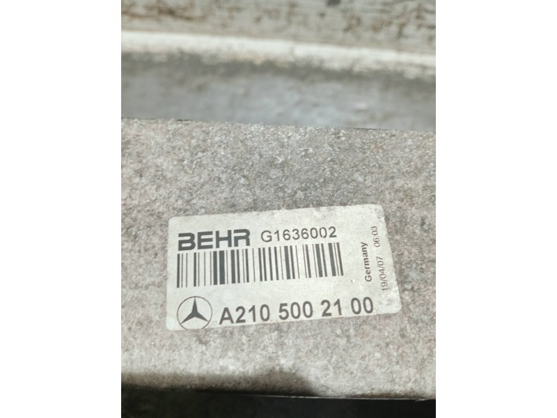 Recambio de intercooler para mercedes clase e (w210) berlina diesel referencia OEM IAM A2105002100  